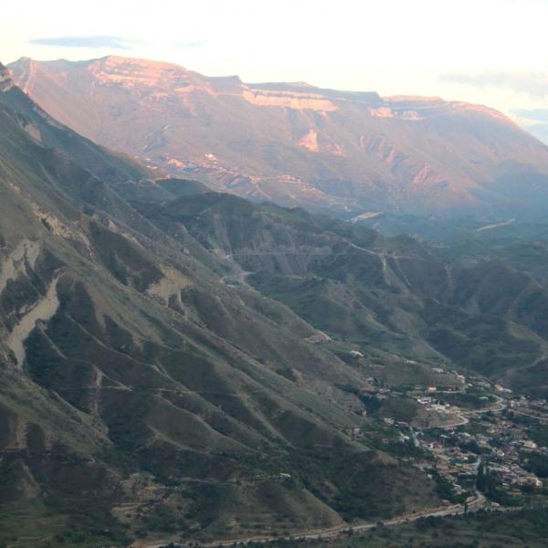 Горы на закате