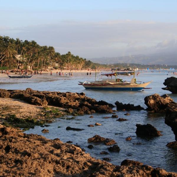 Alona beach