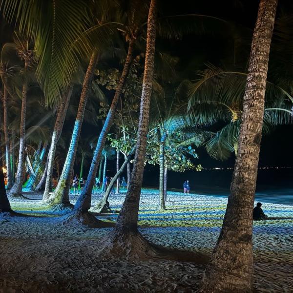 Вечер на White beach