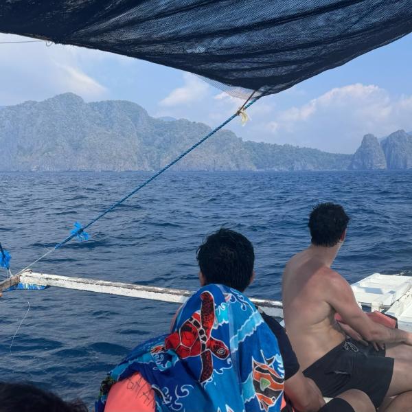 Helicopter island